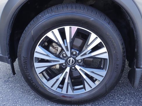 Used 2023 Nissan Rogue SV FWD image 35