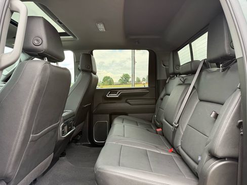 Used 2025 Chevrolet Silverado 3500 LTZ w/ LTZ Plus Package AWD/4WD image 21