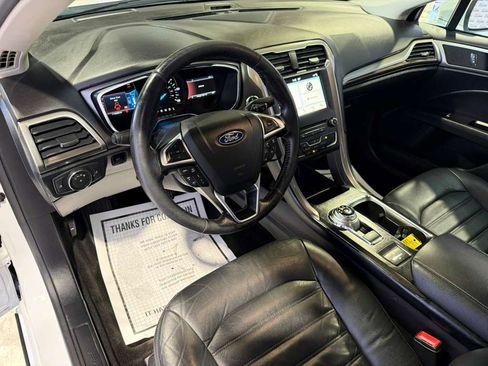 Used 2018 Ford Fusion SE w/ Equipment Group 602A image 36