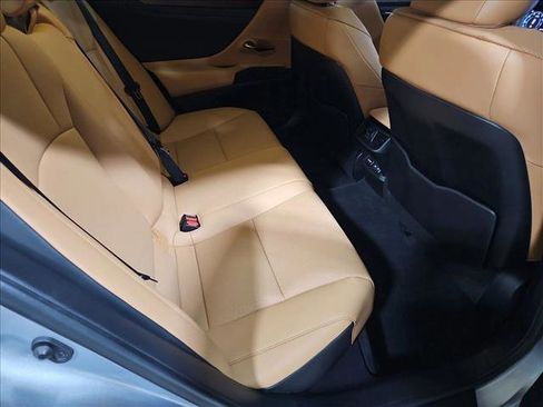 Used 2023 Lexus ES 350 w/ Premium Package image 20