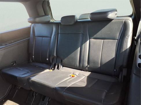 Used 2021 Ford Expedition XLT image 16