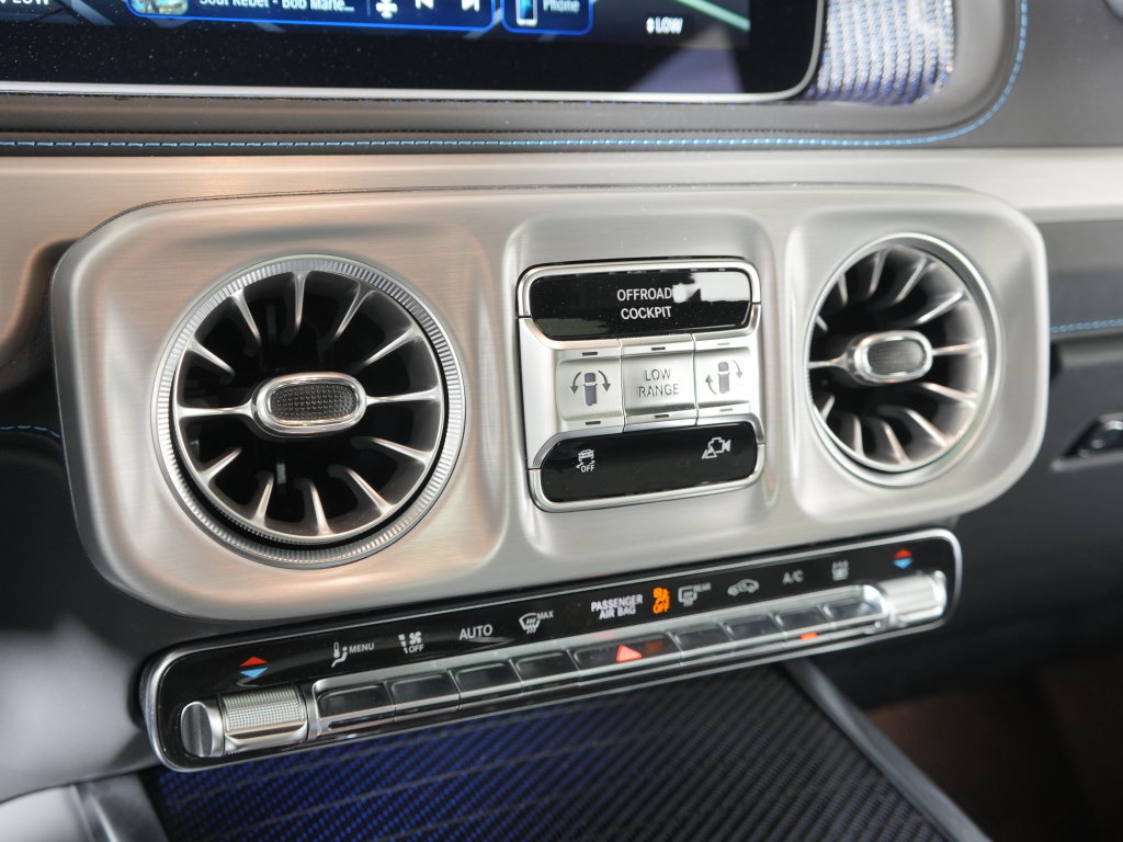 Certified 2025 Mercedes-Benz G 580 w/ EQ Technology image 22