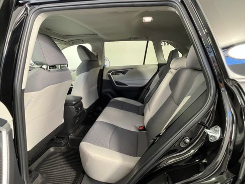 Used 2024 Toyota RAV4 XLE w/ Convenience Package AWD/4WD image 19