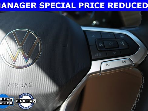 Certified 2024 Volkswagen Atlas SE image 12