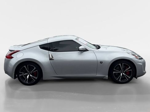 Used 2020 Nissan 370Z Touring Sport RWD image 3