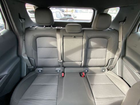 Used 2025 Chevrolet Equinox LT image 38