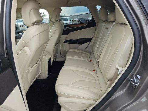 Used 2016 Lincoln MKC Select w/ Select Plus Package FWD image 18