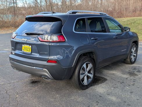 Certified 2021 Jeep Cherokee Limited w/ Elite Package image 4