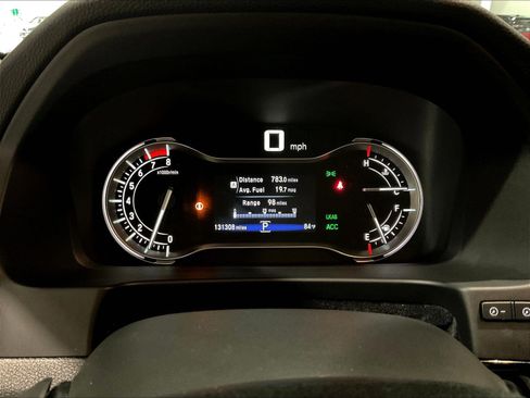 Used 2016 Honda Pilot Touring image 13
