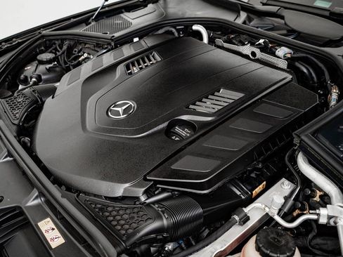 Certified 2024 Mercedes-Benz S 580 4MATIC Sedan image 46