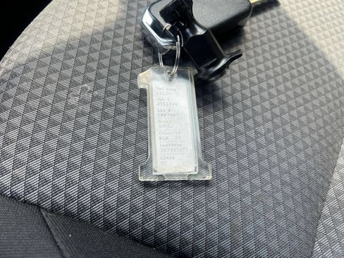 Used 2025 Kia Soul LX w/ LX Technology Package FWD image 21