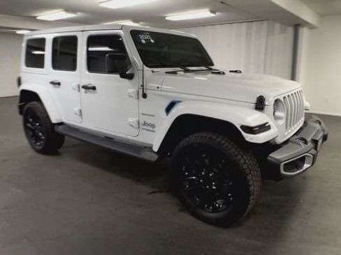 Used 2021 Jeep Wrangler Unlimited Sahara w/ Cold Weather Group image 2