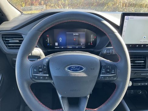 Used 2023 Ford Escape ST-Line w/ Tech Pack #1 image 8