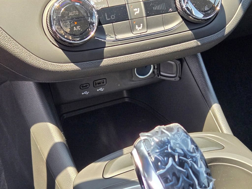 New 2026 Buick Envista Preferred FWD image 36