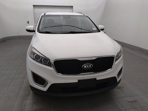Used 2017 Kia Sorento AWD w/ LX Convenience Package image 14