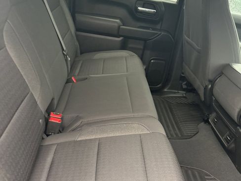Used 2022 Chevrolet Silverado 1500 Custom image 8