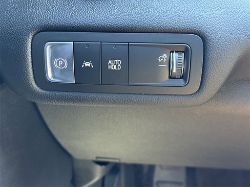 Used 2024 Chevrolet Blazer EV LT image 26