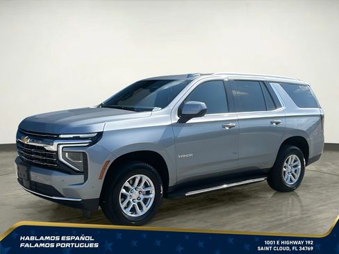 Used 2025 Chevrolet Tahoe LT AWD/4WD image 2