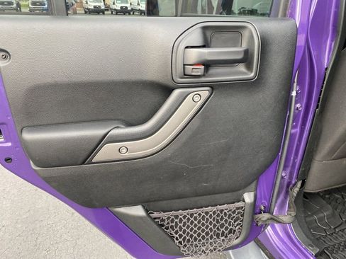 Used 2018 Jeep Wrangler Unlimited Sport S AWD/4WD image 43