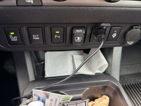 Used 2018 Toyota Tacoma TRD Pro image 25