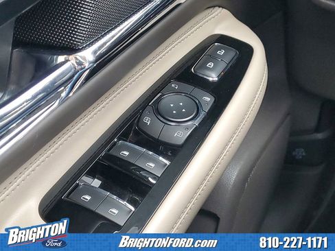 Used 2020 Lincoln Corsair Reserve w/ Elements Package image 18