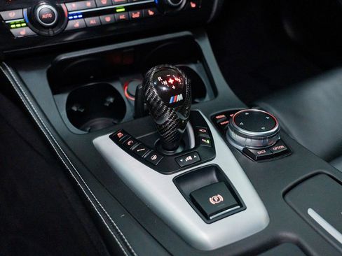 Used 2016 BMW M5 image 51