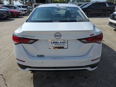 Used 2025 Nissan Sentra SR image 2