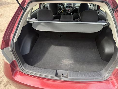 Used 2010 Subaru Impreza 2.5i image 11