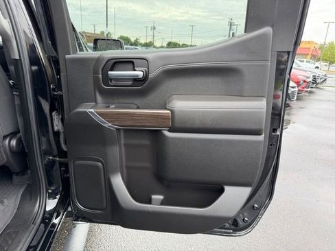 Certified 2021 Chevrolet Silverado 1500 LT Trail Boss w/ Bed Protection Package AWD/4WD image 11