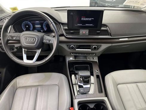 Used 2023 Audi Q5 2.0T Premium Plus w/ Premium Plus Package AWD/4WD image 15