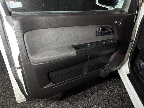 Used 2011 Chevrolet Colorado LT w/ LPO--Chrome Package AWD/4WD image 16