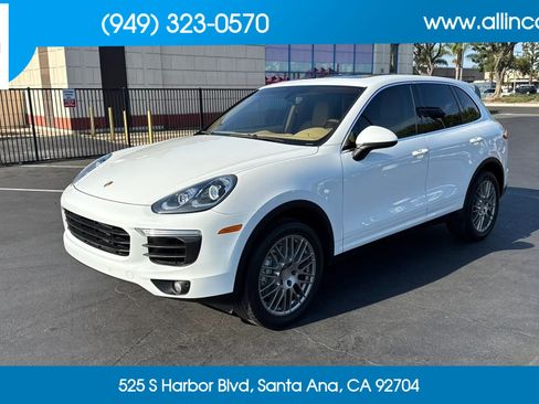 Used 2016 Porsche Cayenne S AWD/4WD image 1