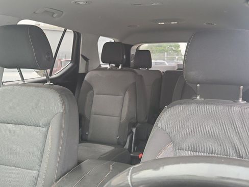 Used 2018 Chevrolet Traverse LT AWD/4WD image 14