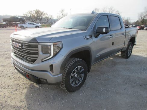 New 2026 GMC Sierra 1500 AT4 image 10