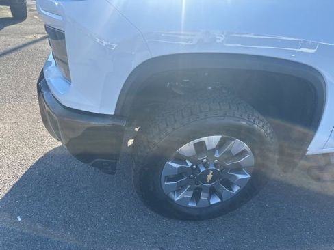 New 2026 Chevrolet Silverado 2500 Custom w/ Custom Value Package image 10