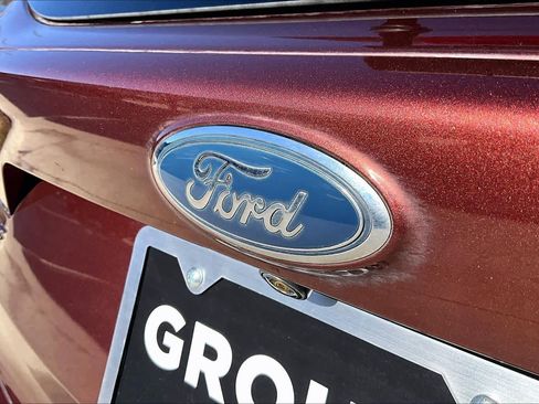 Used 2018 Ford Escape SEL image 30