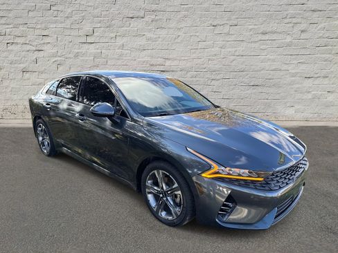 Used 2023 Kia K5 EX w/ EX Premium Package image 3