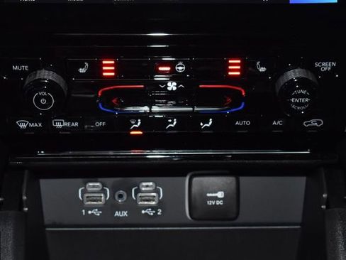 New 2025 Jeep Grand Cherokee Limited image 16