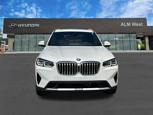 Used 2024 BMW X3 xDrive30i AWD/4WD image 2