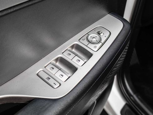 Used 2021 Hyundai Palisade SE w/ Winter Package image 14