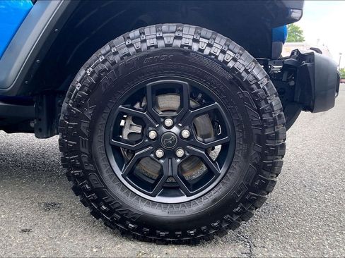 Used 2024 Jeep Wrangler Unlimited Sport AWD/4WD image 10