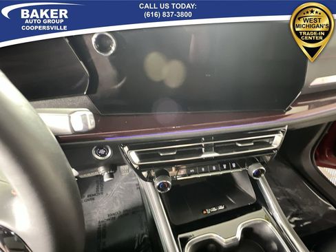 Certified 2024 Chevrolet Traverse RS image 12