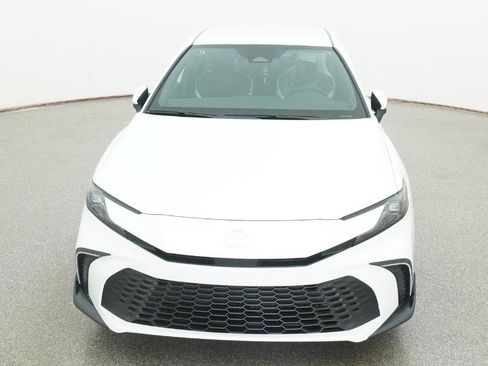 New 2026 Toyota Camry SE FWD image 2
