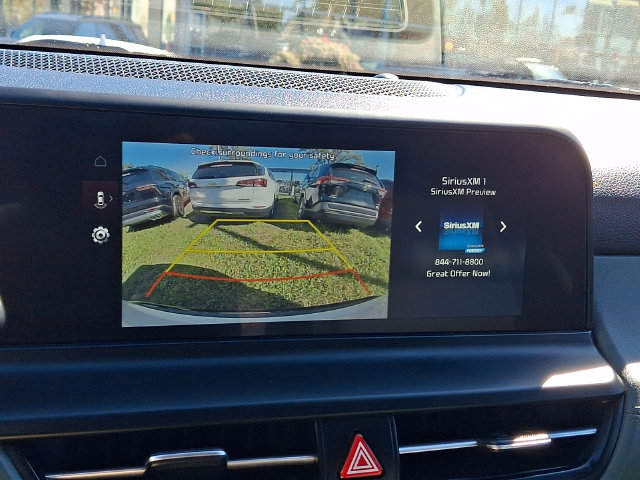 Certified 2024 Kia Seltos SX w/ SX Sunroof Package AWD/4WD image 17