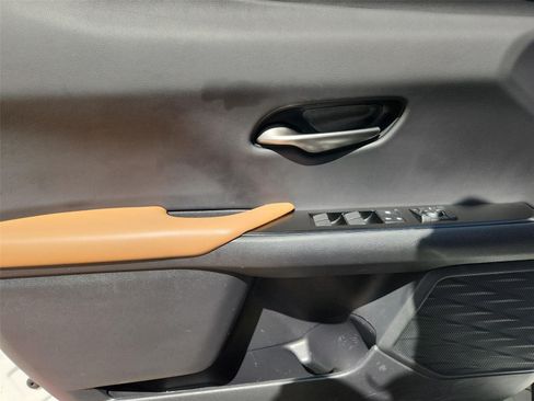 Used 2021 Lexus UX 200 w/ Premium Package FWD image 22