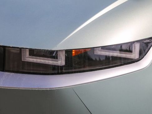 New 2026 Hyundai Ioniq 5 SEL RWD image 8
