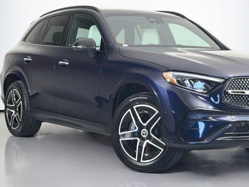 Used 2023 Mercedes-Benz GLC 300 4MATIC image 13