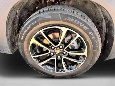 Used 2025 Chevrolet TrailBlazer LT FWD image 11