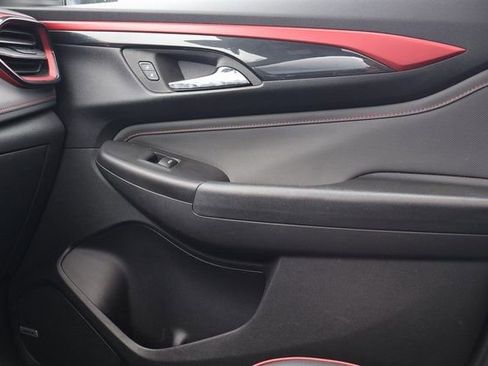 Used 2024 Chevrolet TrailBlazer RS w/ Convenience Package image 26