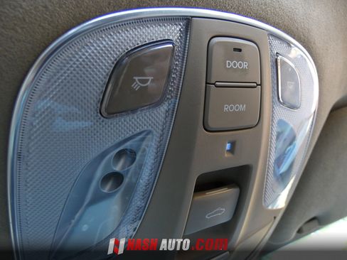 Used 2013 Hyundai Equus Signature RWD image 72